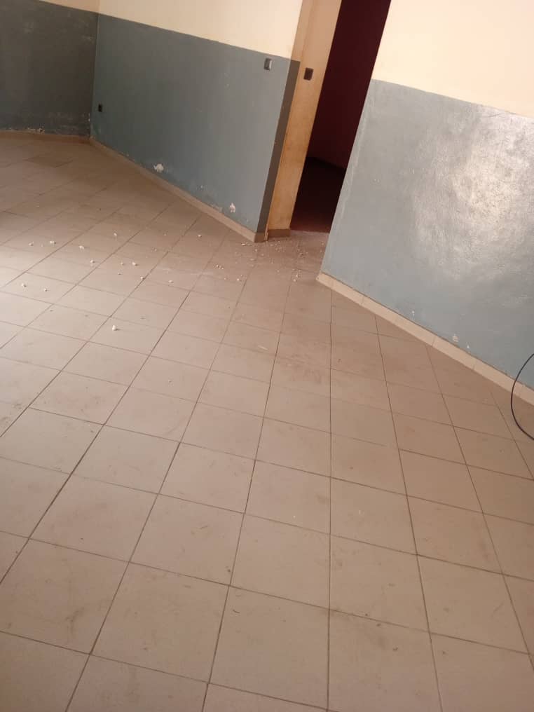 salon d'un appartement en vente